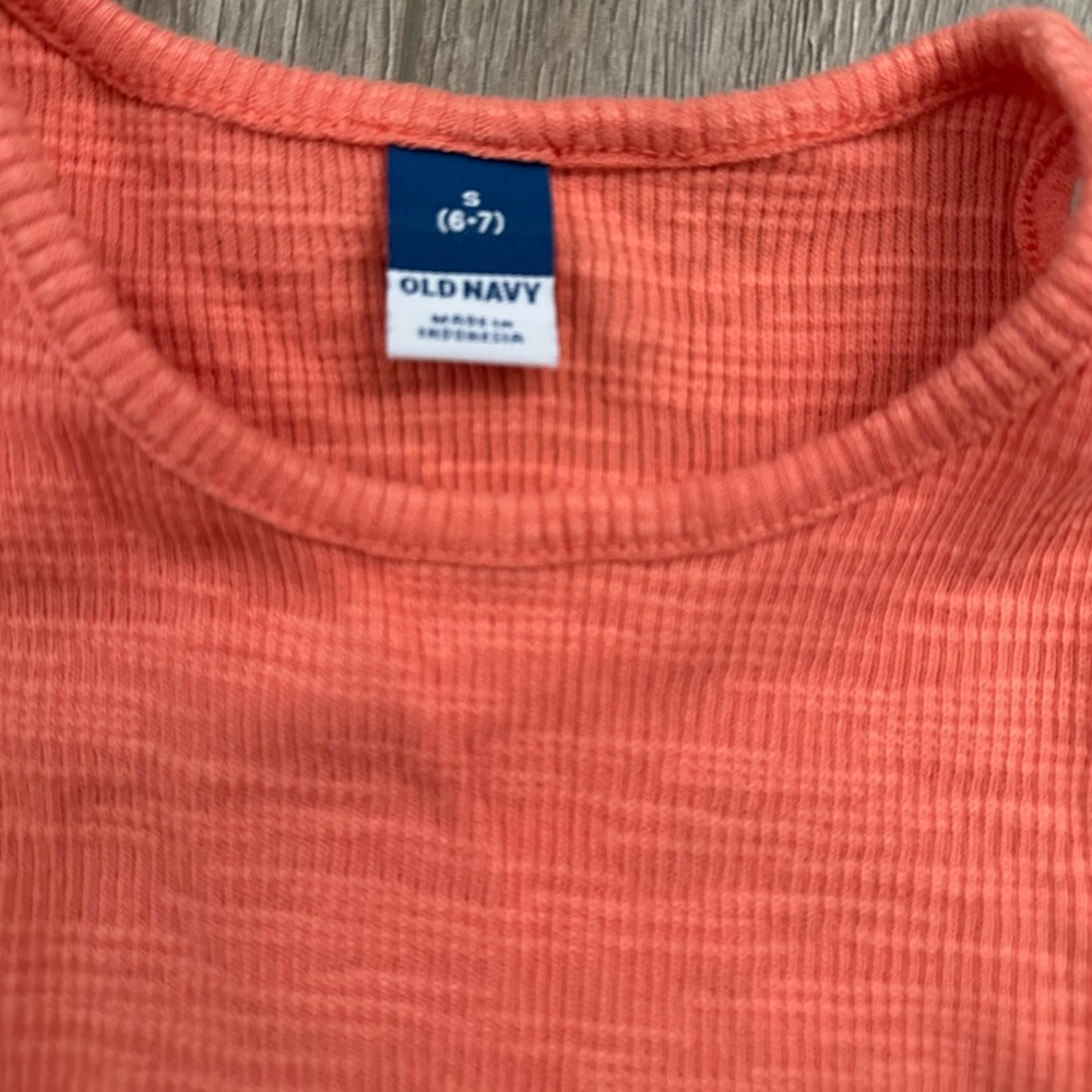 Tank top bundle - Picture 4 of 4